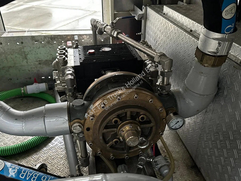 Camion Ziegler Hook-Lift Foam Firefighting Unit