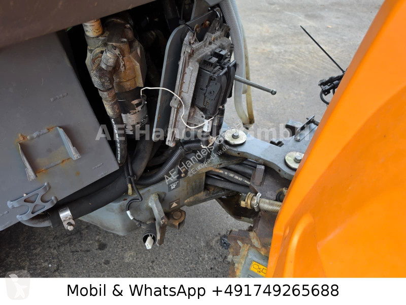 شاحنة  Kärcher MC 130 Plus *4x4/1,3m³/Klima