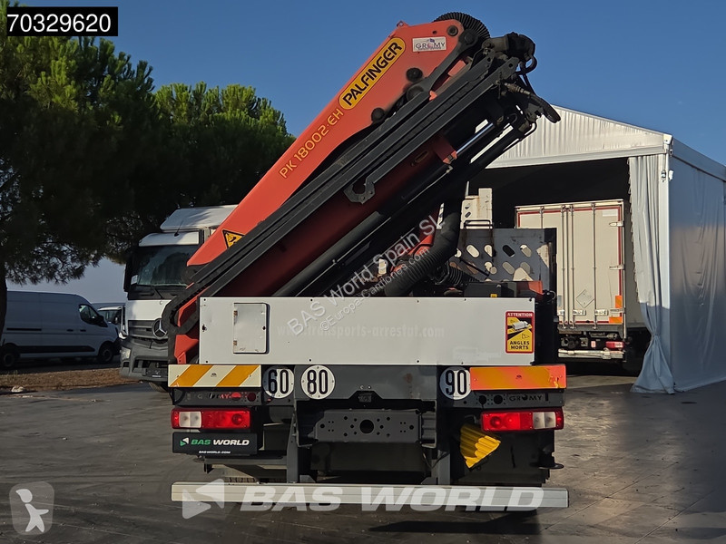 Camión Renault K 380 K 6X4 Grua Palfinger...