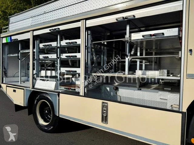 شاحنة Mercedes 1222 V6/...