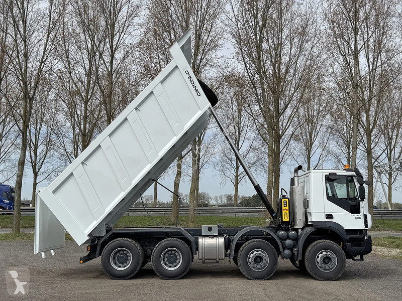 شاحنة Iveco AD410T42H Tipper Truck