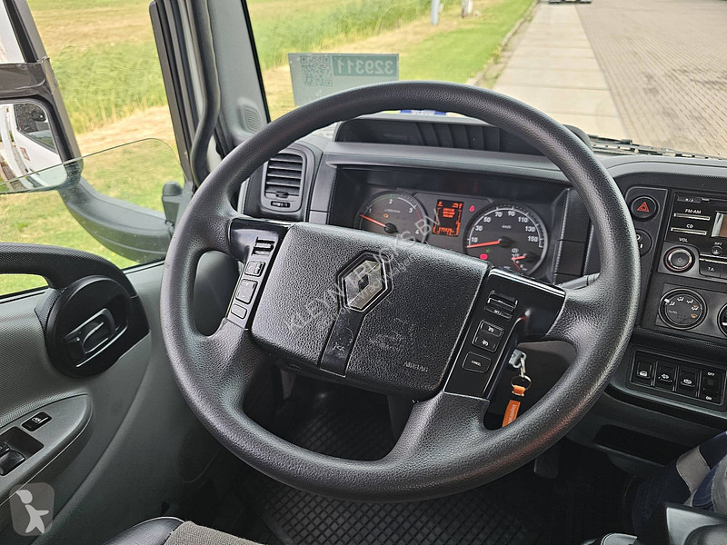 شاحنة Renault D 180