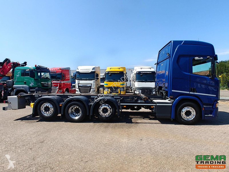 شاحنة Scania R450 8x2/6 HighineCR20H Euro6C -...