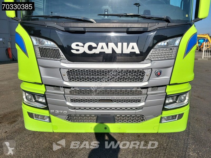 شاحنة Scania P370 6X2 Recovery truck...