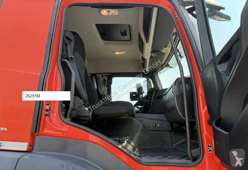 شاحنة Mercedes 3243