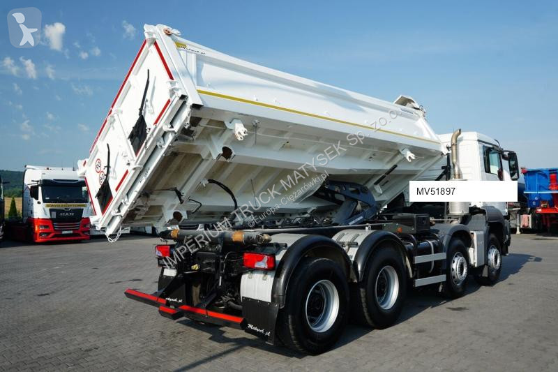 Грузовик MAN TGS 35.420