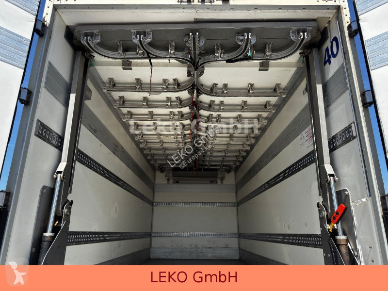 شاحنة DAF 210 FA  Fleischhacken ( MEAT )