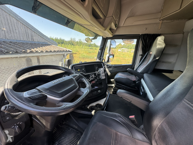 شاحنة Iveco  A5440X ON