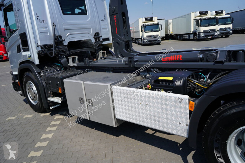 Camion Scania UNILIFT