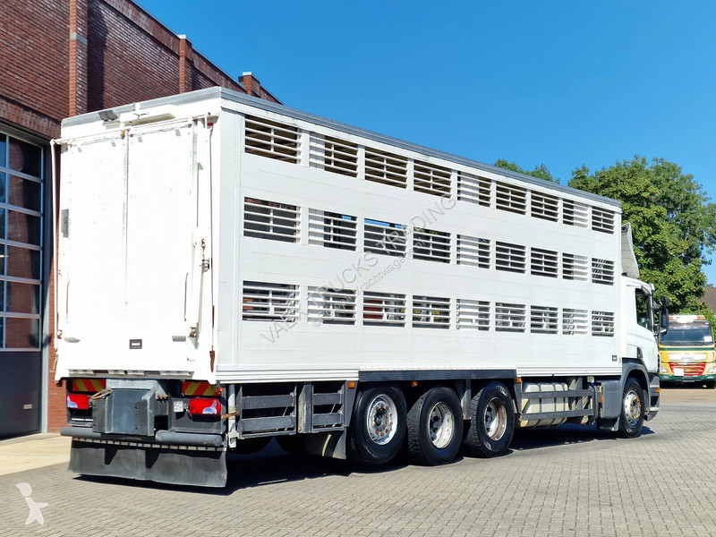 شاحنة Scania P400 8x4*4 - 2/3 deck livestock...