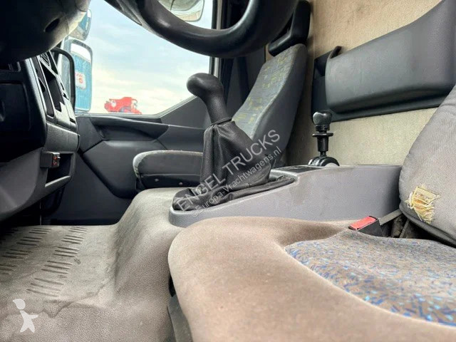 شاحنة Renault 180 4x2 FULL STEEL SUSPENSION...