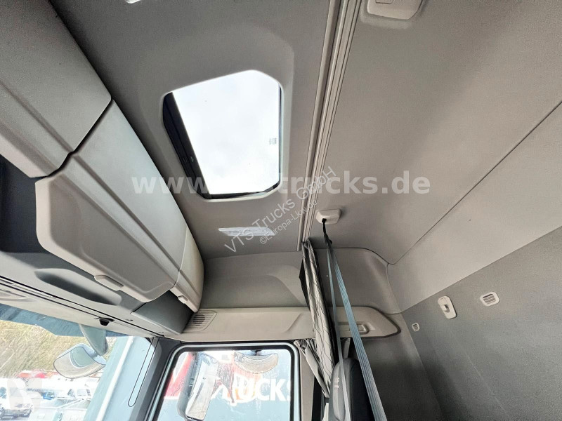 Kamion DAF 480 FA 4x2 Fahrgestell Blatt-/Luft...