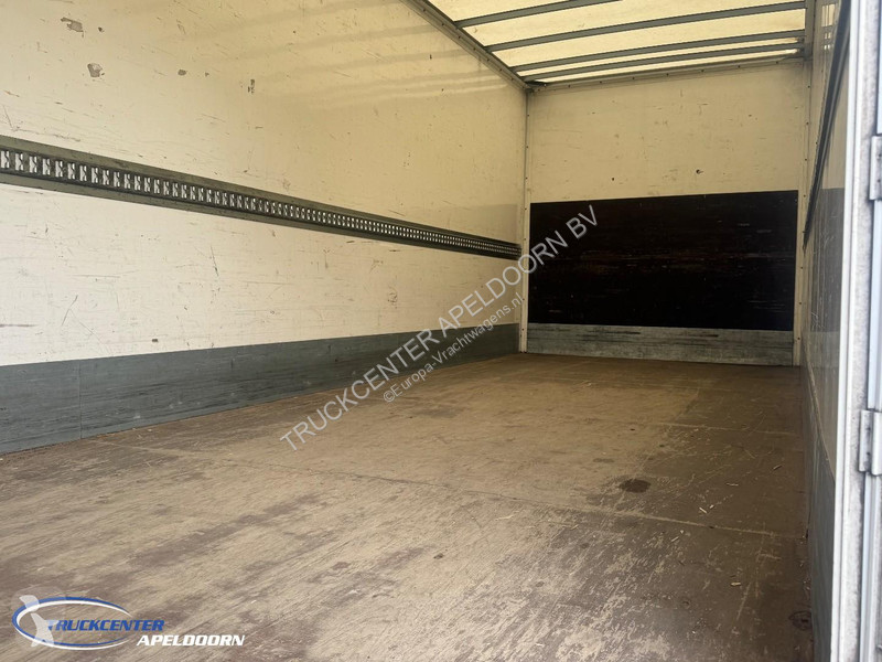Camion MAN Dhollandia 1500KG tail lift