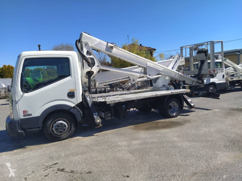 Camión Nissan HX195