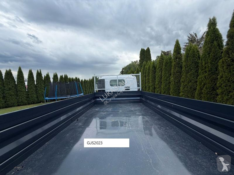 Vrachtwagen Renault D 7.5 3-SIDE