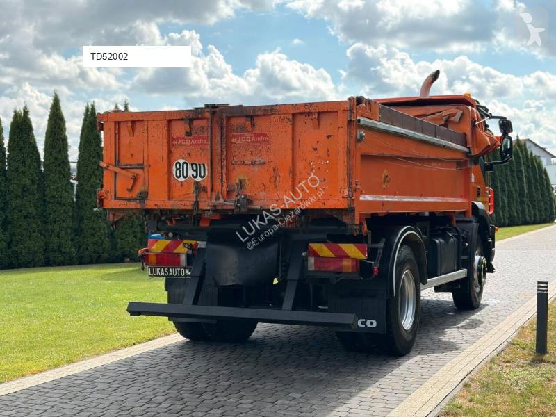 Vrachtwagen Iveco TRAKKER 330