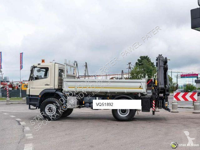 Vrachtwagen Mercedes 166