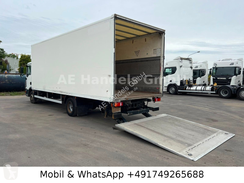 Vrachtwagen MAN 12.220 C BL...