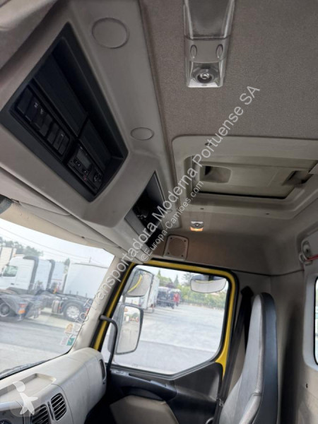 Porta máquinas Renault 380 DXI