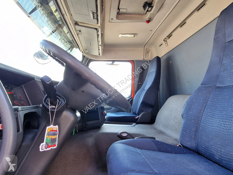 Camión Volvo 330 4x2 - Frigoblock frigo - Zepro...