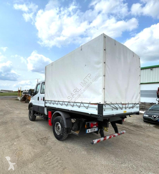 Camión Iveco  4X4 VASP BENNE ARRIERE RIDELLES