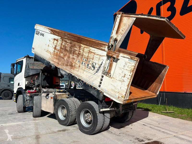Vrachtwagen Scania R 580 8x4 RETARDER / BOX...