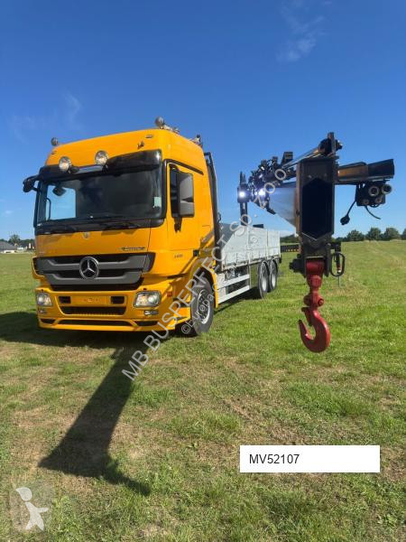 Vrachtwagen Mercedes 166XS
