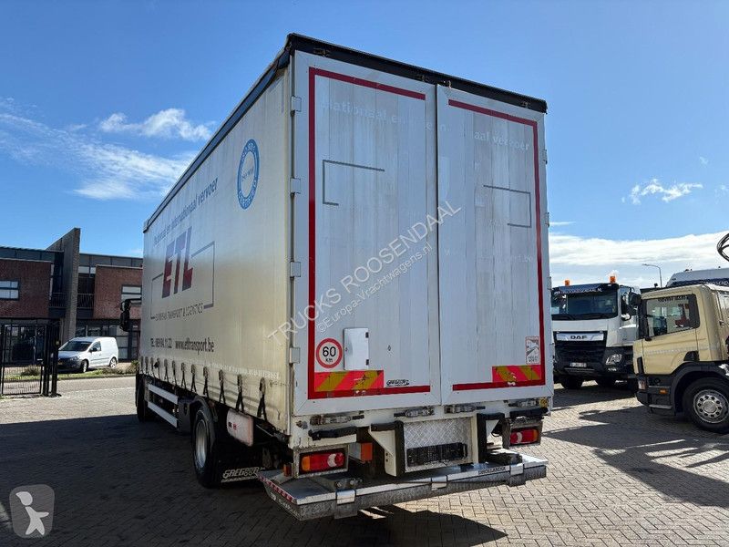 Camión Iveco 160E25 + LOADLIFT + SLIDING ROOF +...