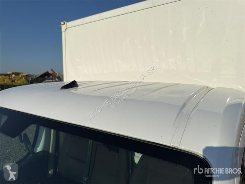 Kamion Opel 2.2 103 KW KO/LBW L4 Van Truck