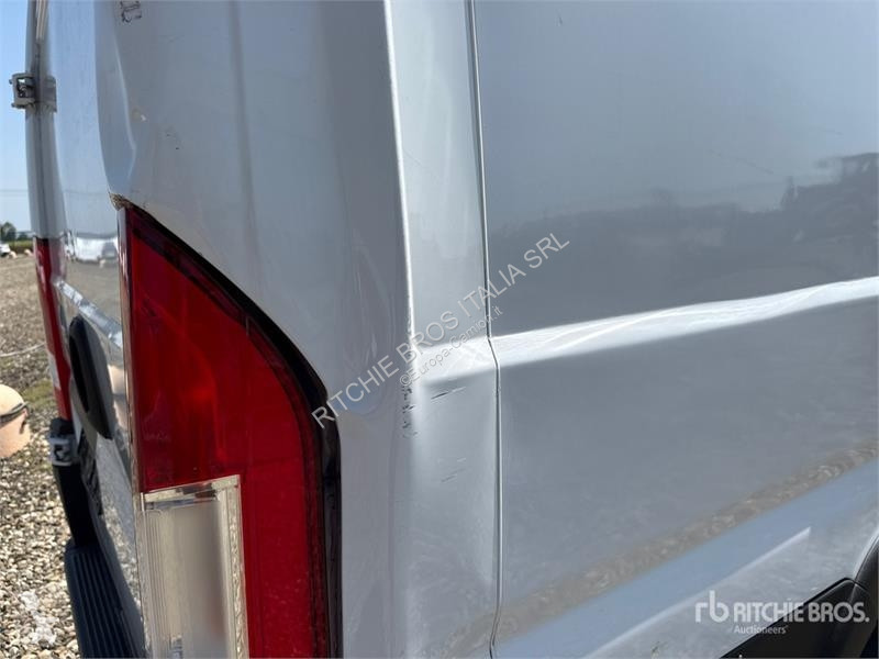 Camión Opel 2.2 103 KW KA L4H2 Van Truck
