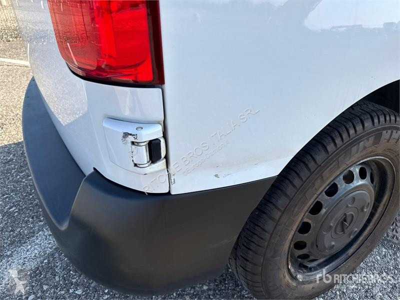 Camión Opel Vivaro 1.5 75 KW KA L2H1 Selection