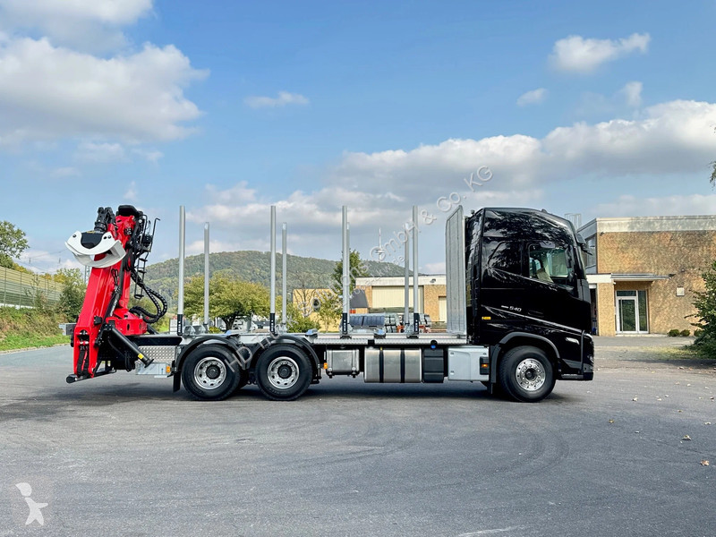 Camion Volvo 13.540 Volvo  540 6x4 P HD TRUCK...