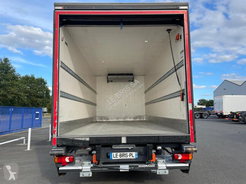 Camión Renault  D250-12