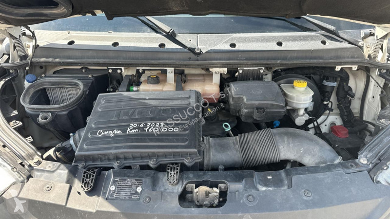 Camión Iveco DAILY 35-140 4x2