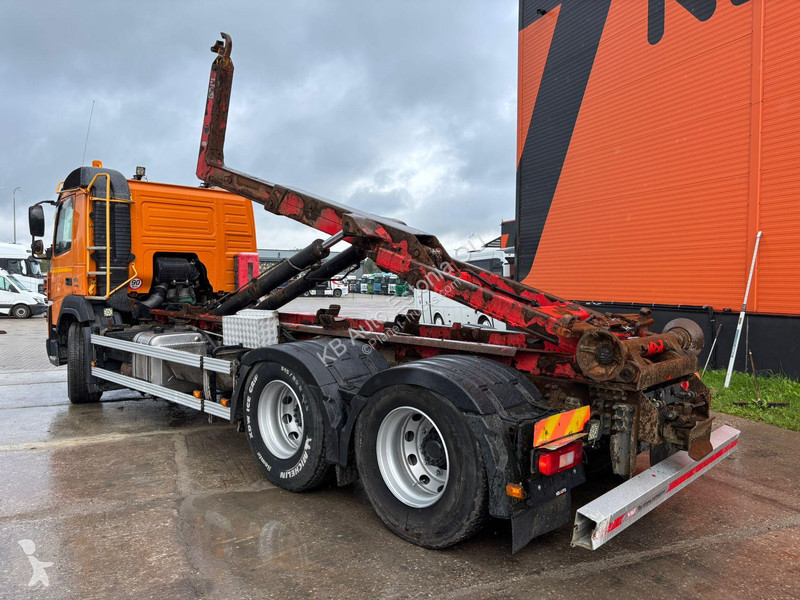 Volvo FMX 6x4 HIAB XR 21 ton / L=5900 mm truck