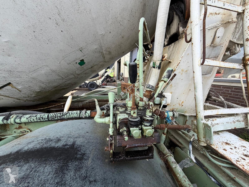Бетон Mercedes SK Concrete Mixer V6 Full Steel...