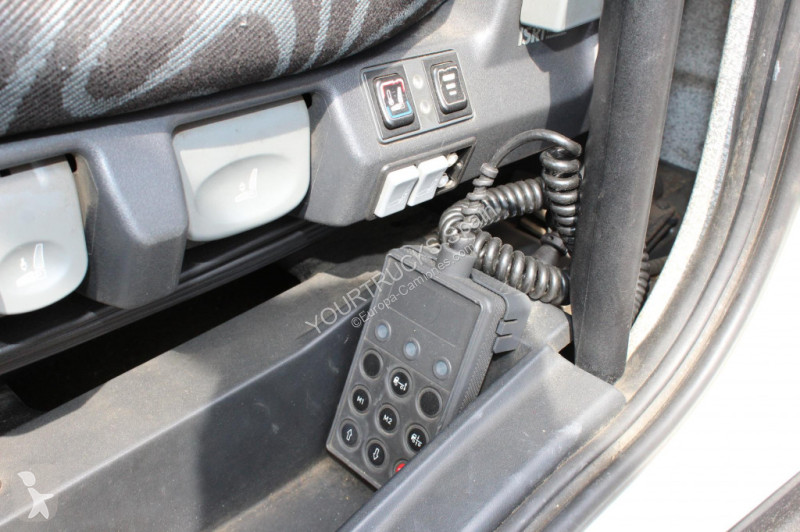 Camión Iveco 400 E6 TK T-1200R Lenkachse Strom...