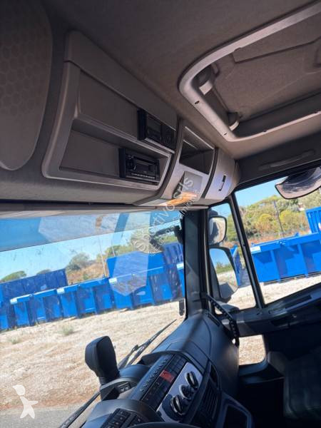 Camión Iveco 180E32