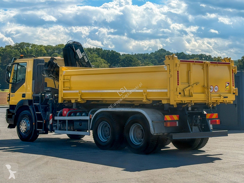 Camión Iveco TRAKKER 360 Kipper 4,90 m HIAB 122...