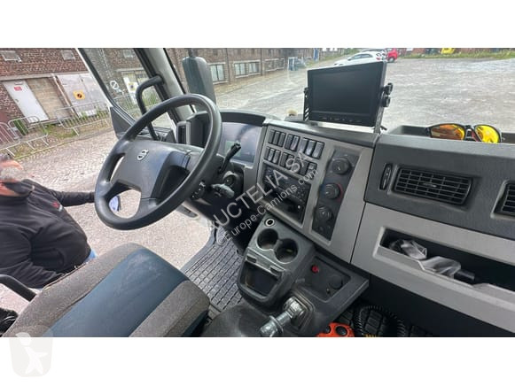 Camión Volvo FLB3C