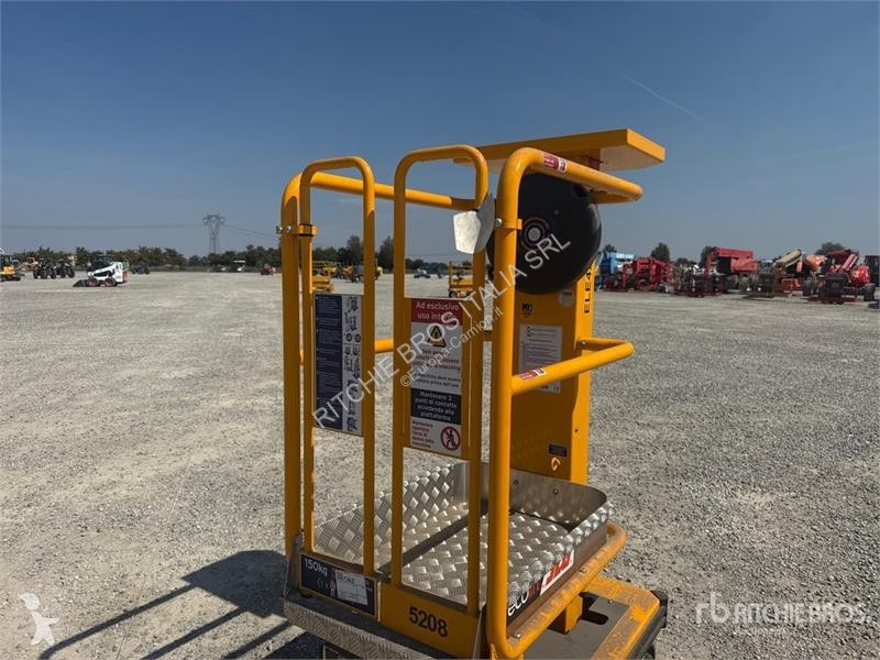 升降机 JLG ECOLIFT Vertical Mast Lift