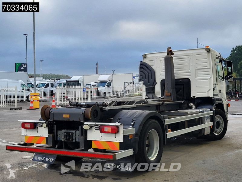 Camión Volvo 480  4X2 hooklift Automatic VEB...