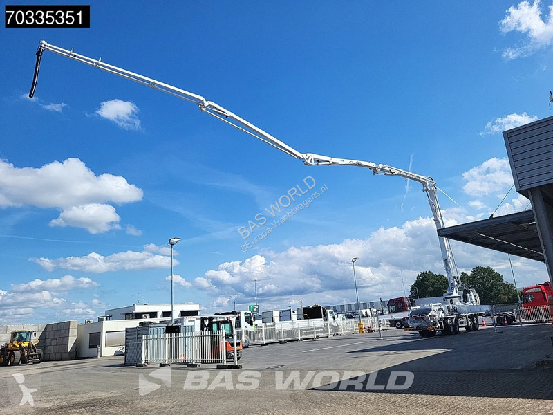 Camión Mercedes 4542 8X4 47 mtrs SWAN TSP 47-5...