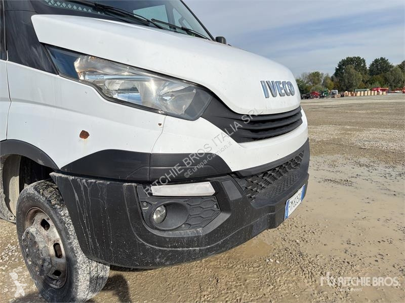 Camión Iveco 35-12