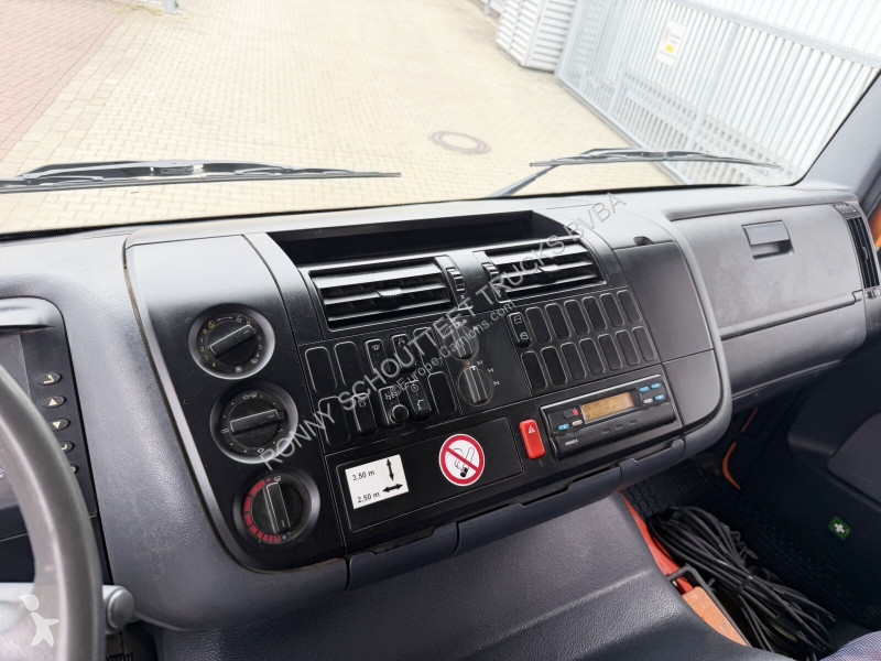Kamion Mercedes Atego 1823 AK 4x4 Atego 1823 AK...