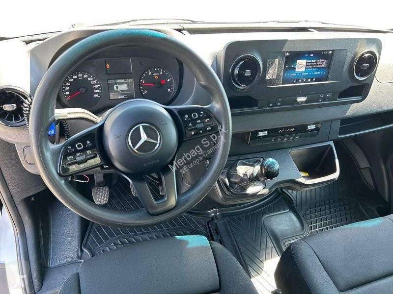 Kamion Mercedes 414 cassonato passo lungo 43/35