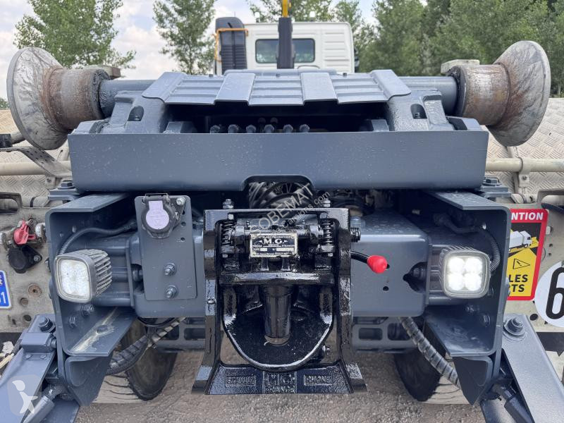 Volvo 420 truck
