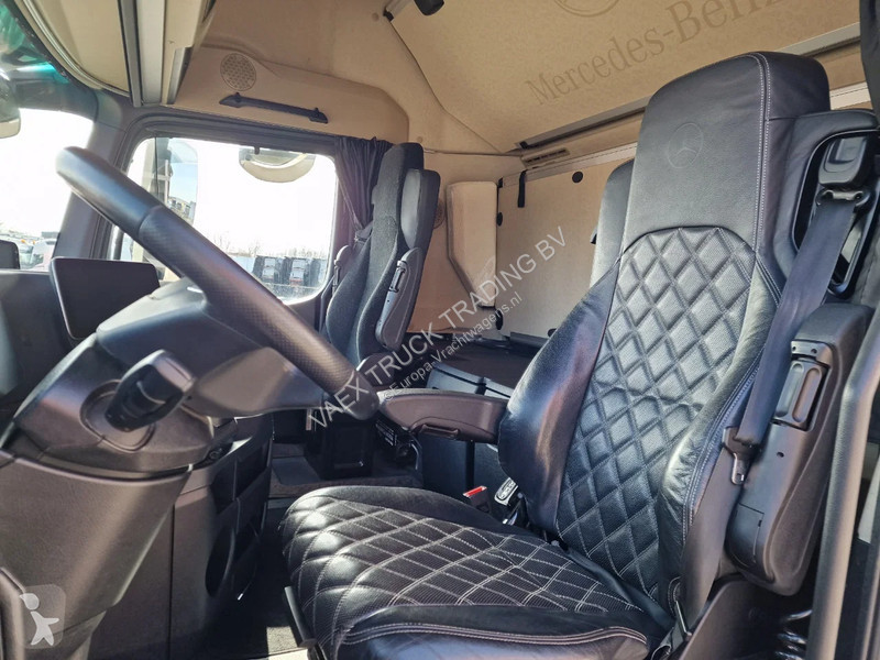 Kamion Mercedes 2663 Gigaspace 6x2 - Retarder -...