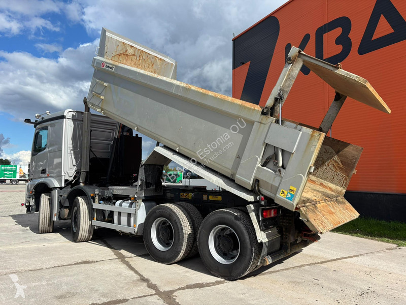 Mercedes 3258 8x4 RETARDER / BOX L=5542 mm truck