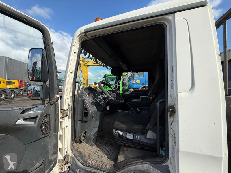 Kamion MAN 12.240 Open Box Manual Gearbox...